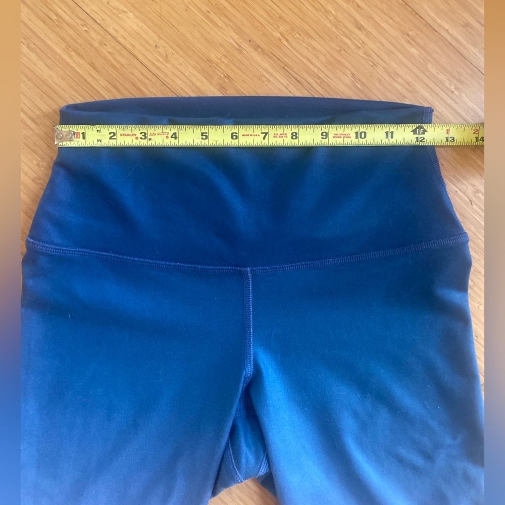 ALO High‎ Waist Airbrush Capris in Pink/Blue Ombre Size S - Picture 8 of 12